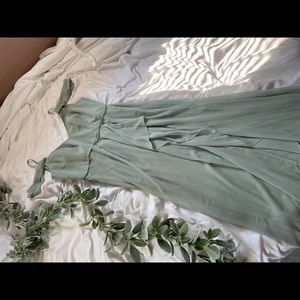 Sage green bridesmaid dress ✨ Size 10